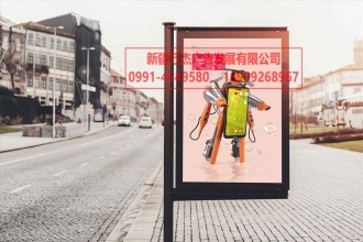 路邊燈箱 實景圖